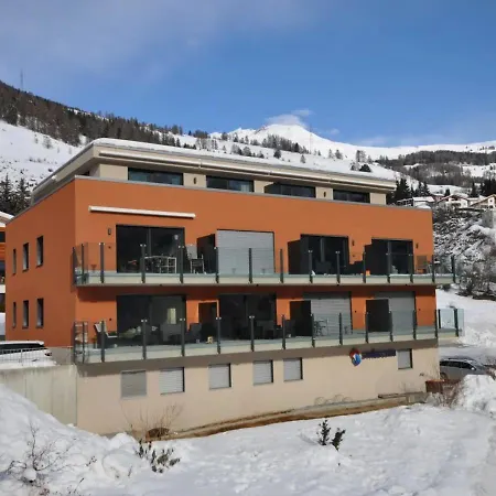 Apartament Chasa Rachoegna *